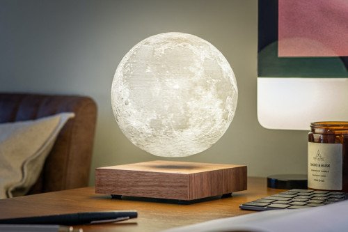 Лунная лампа, которая пошла вирус на Тикток, теперь приходит с магнитным левитирующим дизайном!